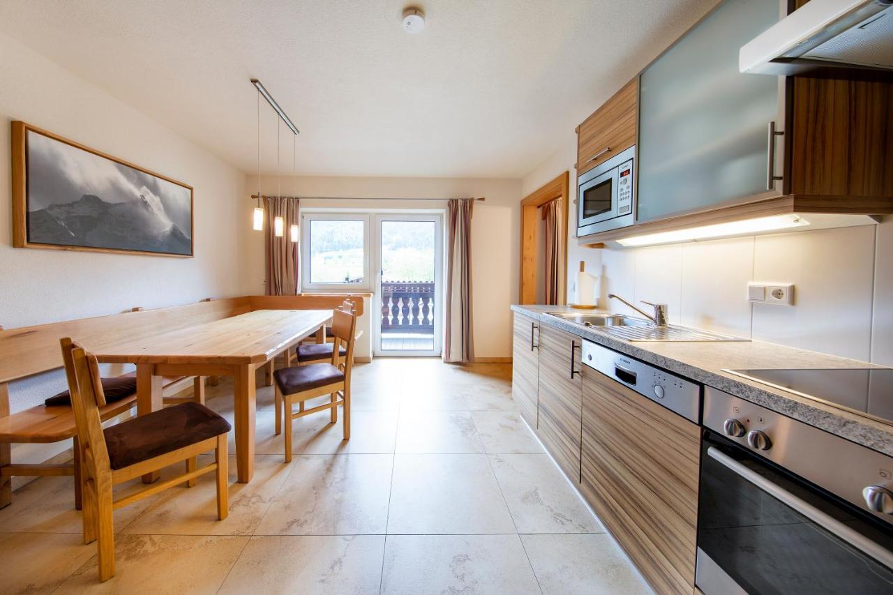 Apartmenthaus Berndlalm Neukirchen am Großvenediger Exterior foto